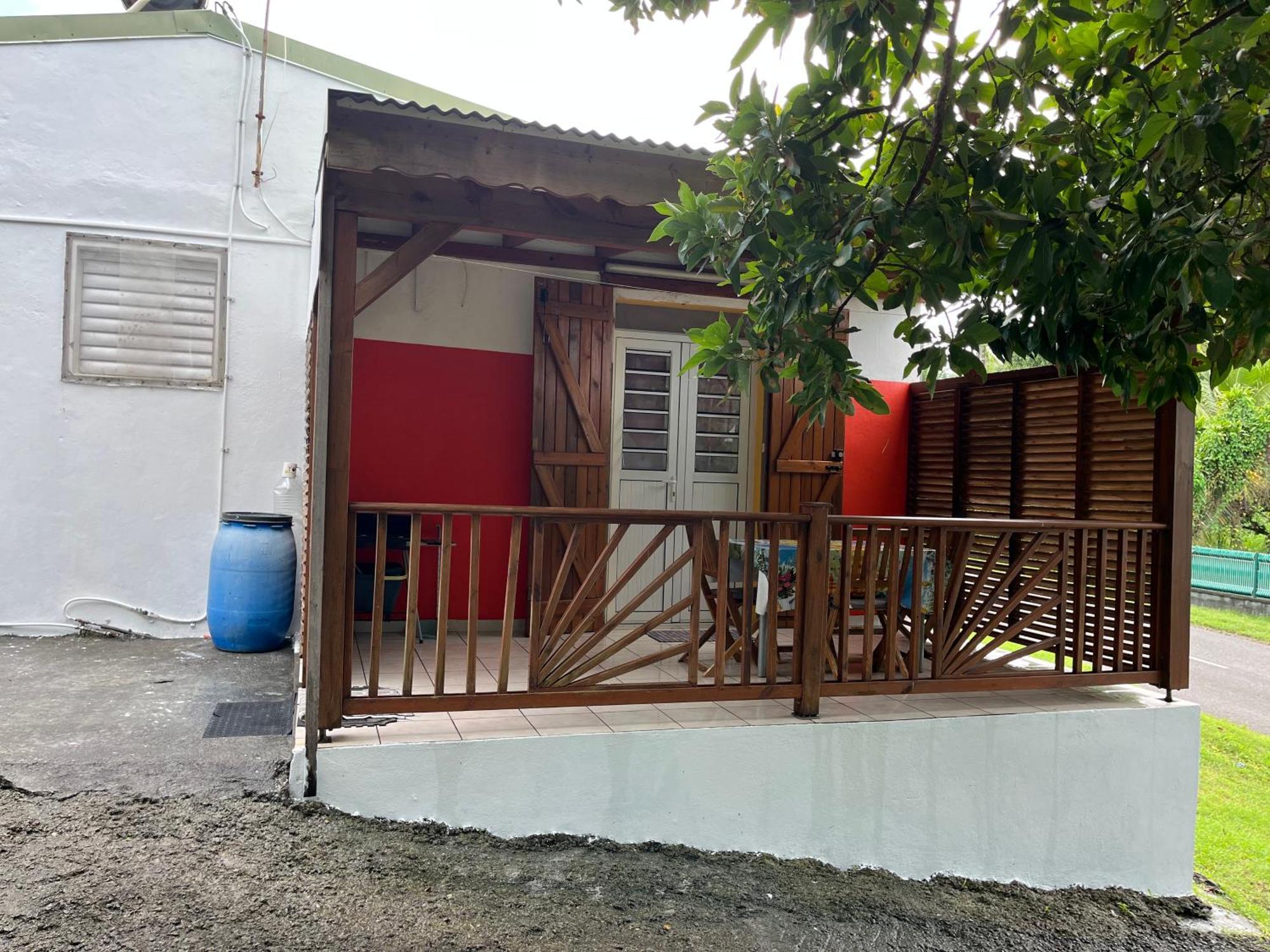 Villa F2 meublé chez sidoine Le Moule Exterior foto