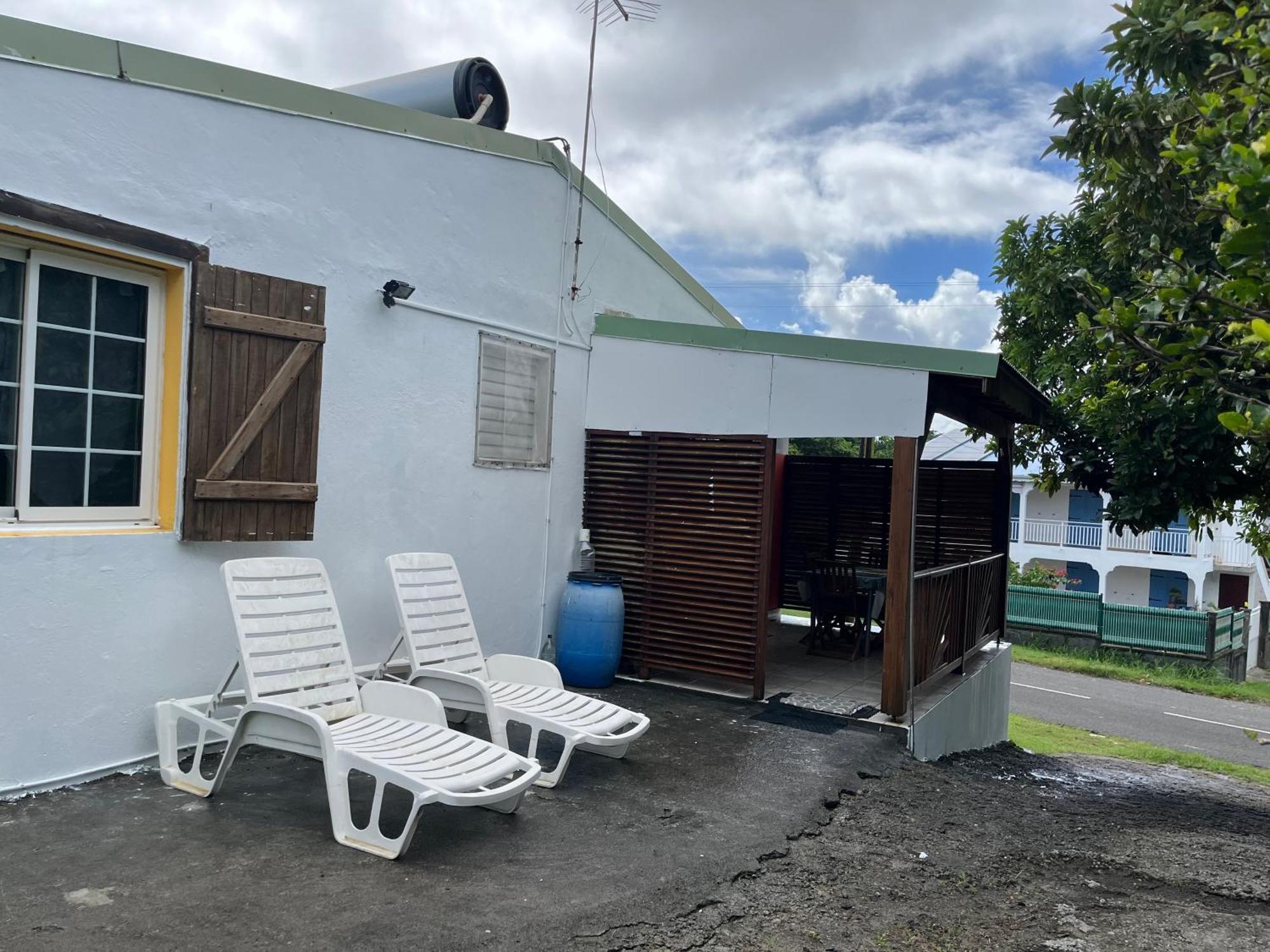 Villa F2 meublé chez sidoine Le Moule Exterior foto